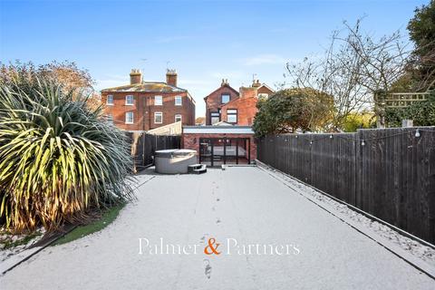4 bedroom semi-detached house for sale, North Station Road, Colchester, Essex, CO1