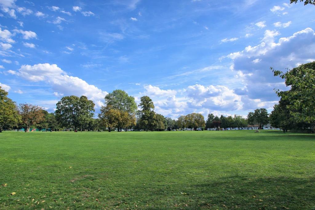 Mellows park