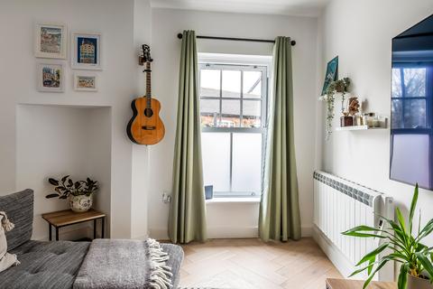 1 bedroom apartment for sale, Apex House, Main Road, Edenbridge, Kent