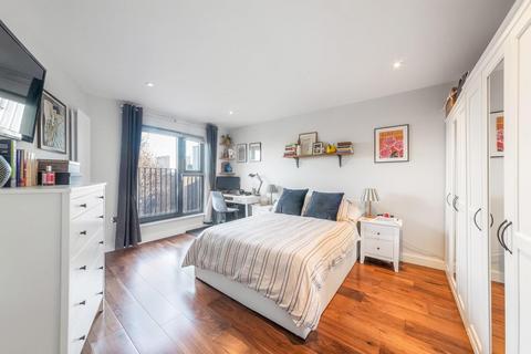 undefined, Queens Road, Peckham, London, SE15