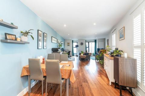 undefined, Queens Road, Peckham, London, SE15