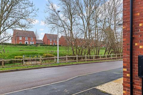 2 bedroom end of terrace house for sale, Lias Crescent, Bishops Itchington