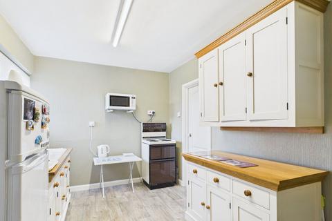 3 bedroom semi-detached house for sale, Beech Avenue, Newark NG22
