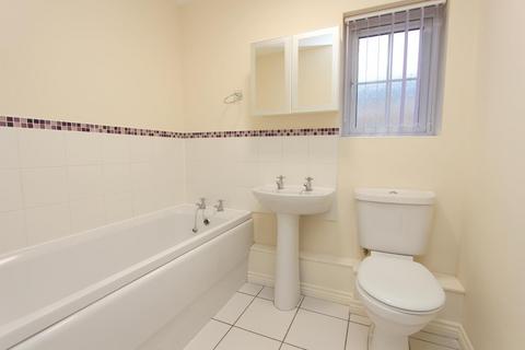 2 bedroom maisonette to rent, Cormorant Way, Leighton Buzzard