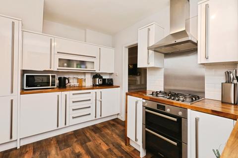 4 bedroom semi-detached house for sale, Yeomans Way, Sheffield S25