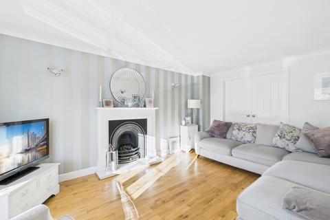 4 bedroom detached house for sale, Saffron Close, Chineham, Basingstoke, RG24
