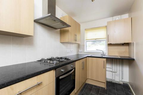 2 bedroom terraced house to rent, Humber Gardens, Southampton SO31