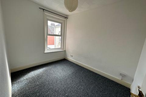 3 bedroom terraced house to rent, Bath Street, Southampton SO14
