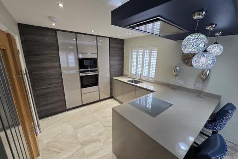 3 bedroom semi-detached house for sale, Ferens Park, Durham, DH1