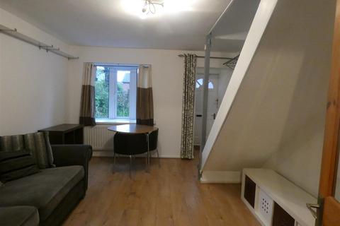 undefined, Windmill Court, Spital Tongues