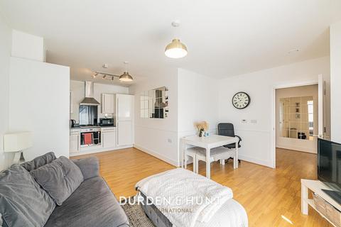1 bedroom apartment to rent, Firwood Lane, Harold Wood, RM3