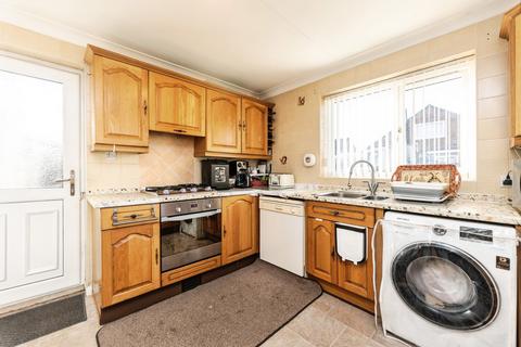 3 bedroom bungalow for sale, Orchard Drive, Pontefract WF7