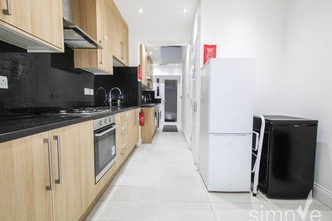 undefined, Uxbridge Road, Southall, Middlesex