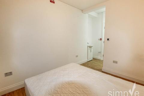 undefined, Uxbridge Road, Southall, Middlesex