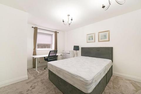 2 bedroom apartment to rent, Palgrave Gardens, London NW1