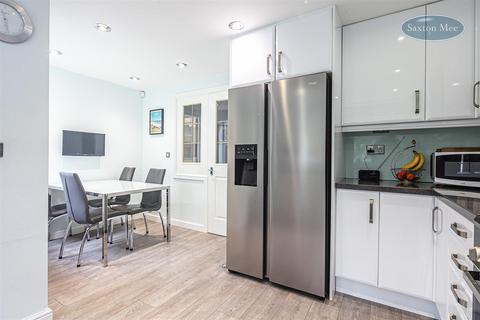 4 bedroom detached house for sale, Northwood Drive, Wadsley Park Village, Sheffield