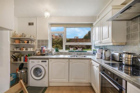 2 bedroom flat for sale, Putney Hill, London