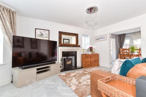 4 bedroom detached house for sale, Lancer Drive, West Malling ME19