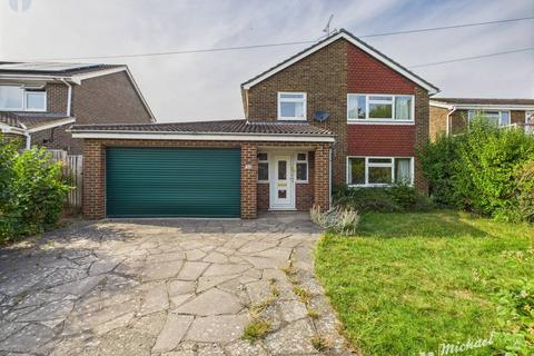 4 bedroom detached house for sale, Langdon Avenue, Aylesbury