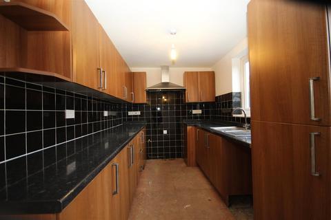 2 bedroom semi-detached house for sale, Chequers Close, Pontefract