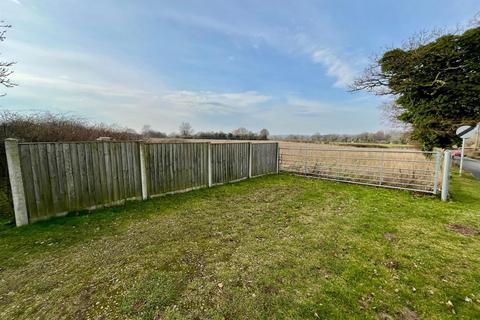 2 bedroom bungalow for sale, Barnham Broom Road