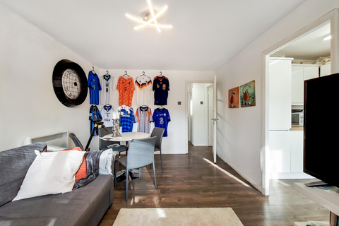 1 bedroom apartment for sale, Telegraph Place, London, E14