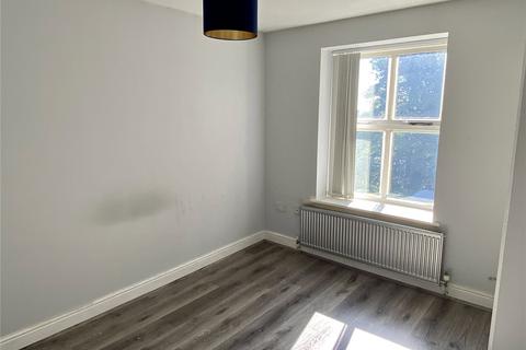 1 bedroom apartment to rent, Halifax Road, Staincliffe, Dewsbury, West Yorkshire, WF13