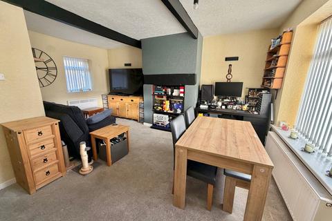 2 bedroom terraced house for sale, Old Road, Denholme, Bradford, BD13