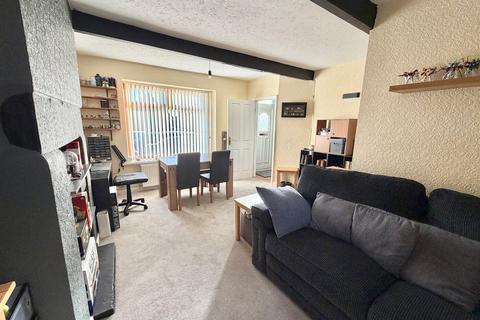 2 bedroom terraced house for sale, Old Road, Denholme, Bradford, BD13