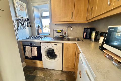 2 bedroom terraced house for sale, Old Road, Denholme, Bradford, BD13