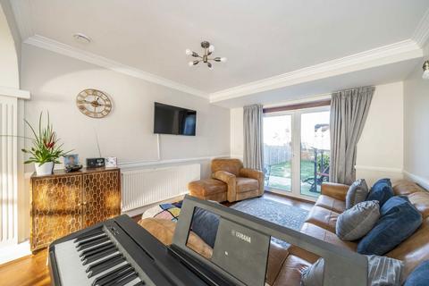 5 bedroom house for sale, Windermere Road, London SW16