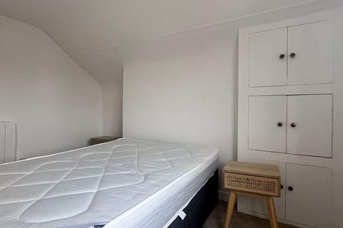 1 bedroom in a house share to rent, London Road, Gloucester GL1