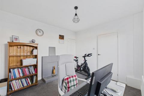 3 bedroom semi-detached house for sale, Michael Crescent, Malvern