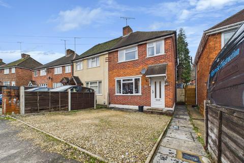 3 bedroom semi-detached house for sale - Rodway Road, Tilehurst, Reading, RG30