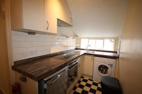 2 bedroom flat to rent, Sun Street (STUDENT ACCOMMODATION 2026-27)