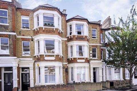 3 bedroom flat to rent, Handforth Road, London SW9