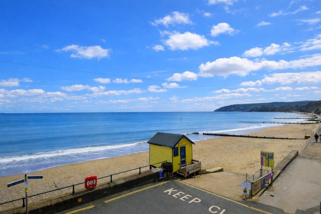 Sea View.jpg