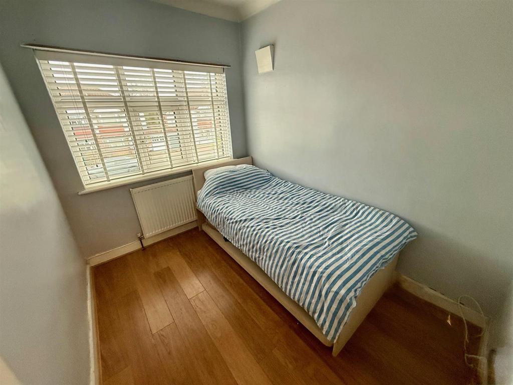 WR98 Bed3.jpg