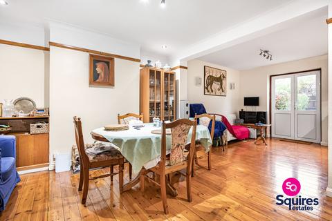 3 bedroom semi-detached house for sale, Devonshire Road, London, NW7