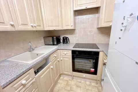 1 bedroom retirement property for sale, Elstree Road, Bushey Heath, WD23.