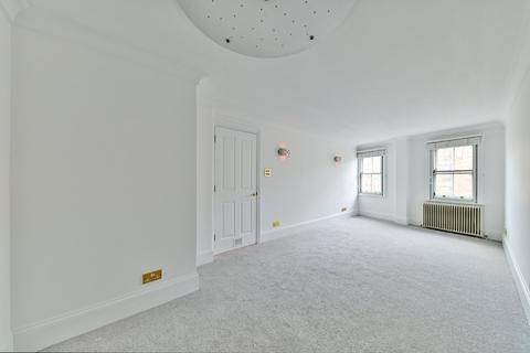 1 bedroom flat for sale, Beauchamp Place, Knightsbridge, London