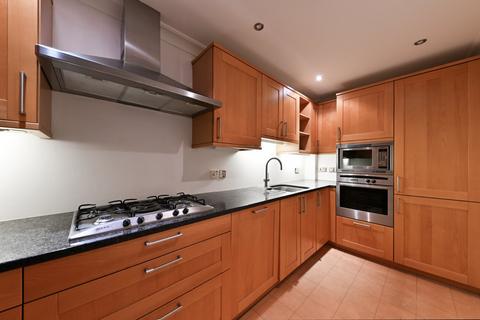 1 bedroom flat for sale, Beauchamp Place, Knightsbridge, London