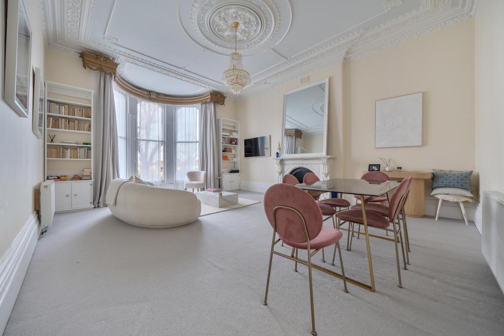 Sitting room wide