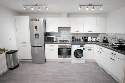 undefined, Weedon Close, Northampton NN5