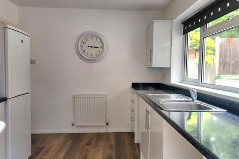 2 bedroom semi-detached bungalow for sale, Beechlands, Hartley DA3