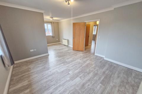 2 bedroom flat for sale, 17 Plough Close, Daventry, NN11 0NX