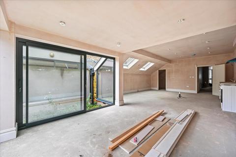 undefined, Crediton Road, London, NW10