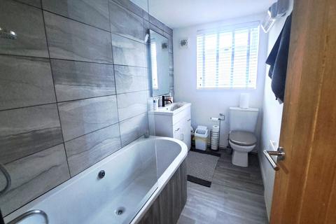2 bedroom end of terrace house for sale, Llandeilo Road, Upper Brynamman, Ammanford, SA18