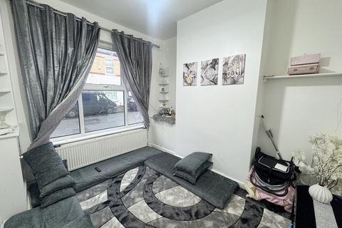 3 bedroom end of terrace house for sale, Stovell Avenue, Longsight