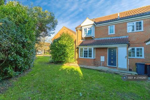 2 bedroom terraced house to rent, Lochy Drive, Leighton Buzzard, LU7